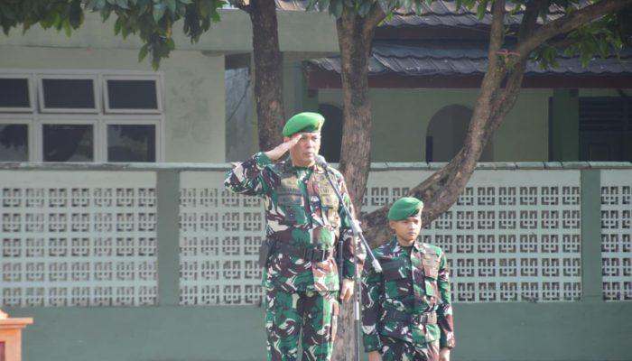 Kasrem 043/Gatam Ikuti Upacara Bendera Bulanan di Kodam XXI/Radin Inten