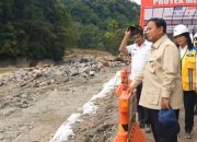 Presiden Prabowo Subianto Tinjau Langsung Pembangunan Infrastruktur di Lembah Anai, Sumatera Barat