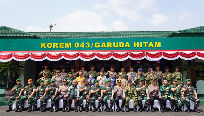Danrem 043/Gatam Terima Taruna Akademi TNI dan Akpol dalam Kegiatan Integratif Bhakti Sekolah Rakyat Tahun 2026